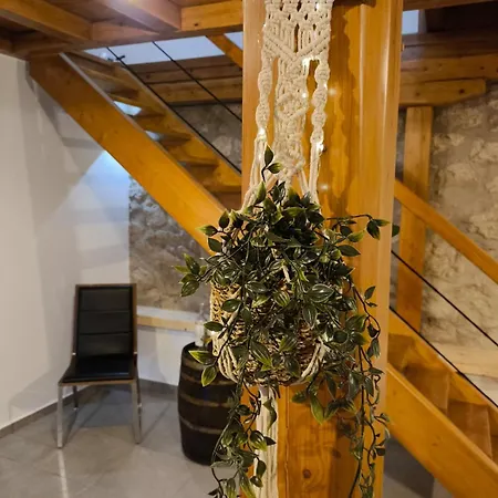 Stone Deluxe Lefkada Tatil Evi