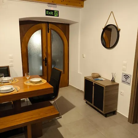 Stone Deluxe Lefkada Tatil Evi *