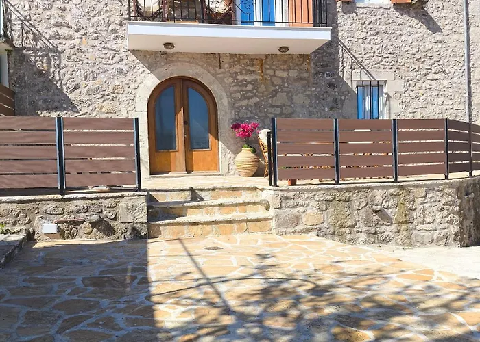 Stone Deluxe Lefkada 度假居 *