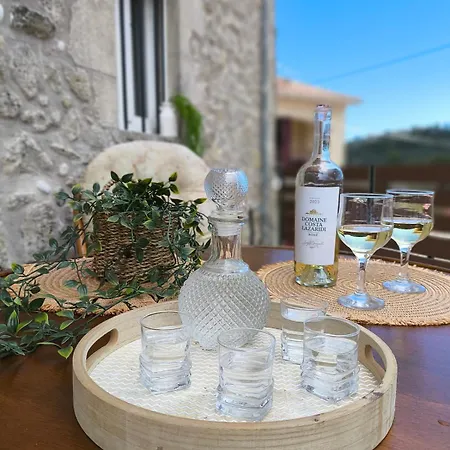 Сasa de vacaciones Stone Deluxe Lefkada