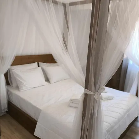 Stone Deluxe Lefkada * Lazaráta